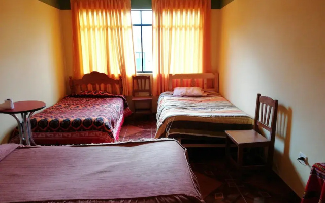 Artesonraju Hostel Huaraz