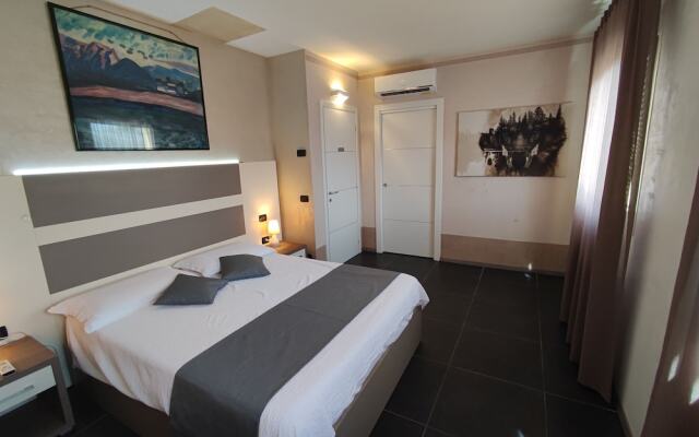Therra Lodge