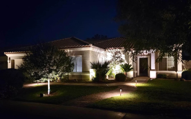 Beautiful Backyard: Comfortable Phoenix Getaway!