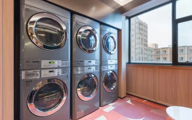 Orange Hotel (Shache Food Street Pedestrian Street)