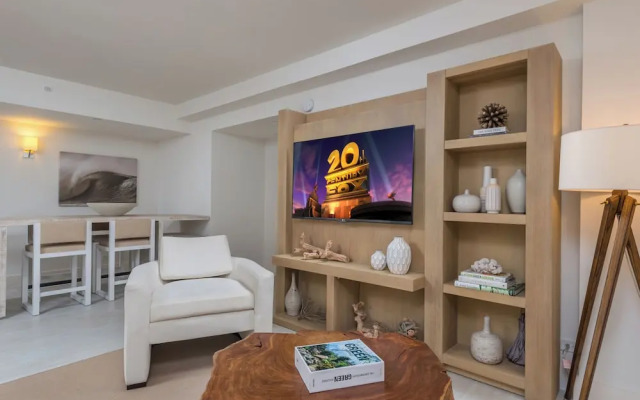 1 Hotel & Homes Private Luxury Suites