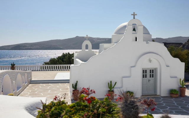 Mykonos Lolita, A Grecotel Resort To Live