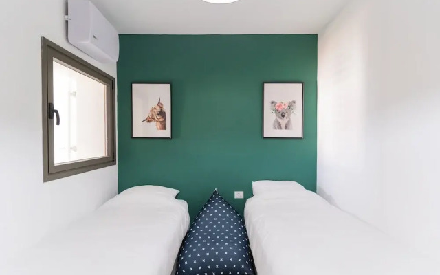 Sunny Haven Sea View Escape by Sea N Rent