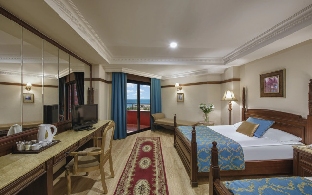 Delphin Palace - All Inclusive