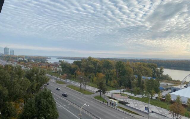 Шикарный вид на Днепр