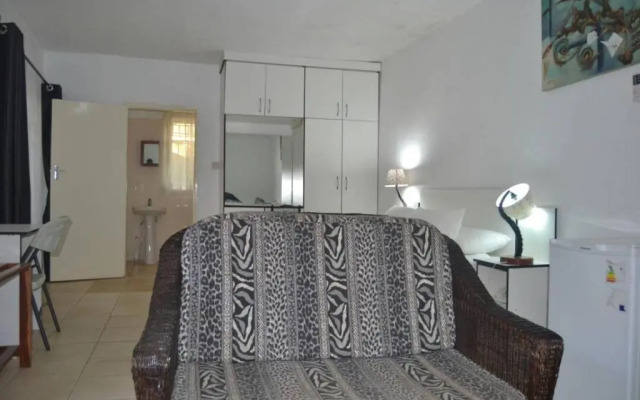 Mudziyashe Resort Lodge