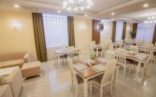 Hotel Borova