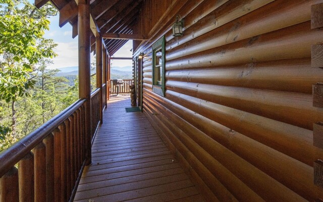 Majestic Mountain View by Heritage Cabin Rentals