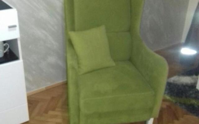 Akik Apartman stan na dan