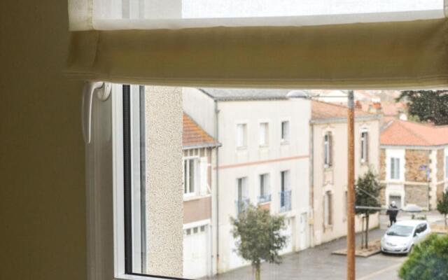 Appartement Les Sables-d'Olonne, 4 pièces, 6 personnes - FR-1-485-101