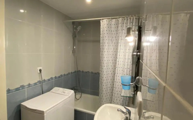 Stylish Fuengirola Studio with Panoramic Sea View