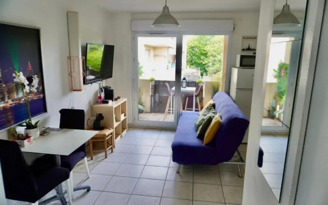 Studio dans résidence avec piscine