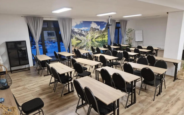 Pension/Apartments Kúria na Táloch