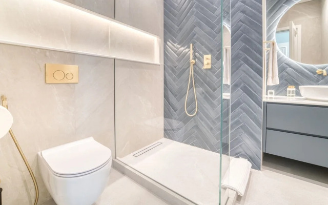 Modern 3BR Palm Penthouse w Private Plunge Pool