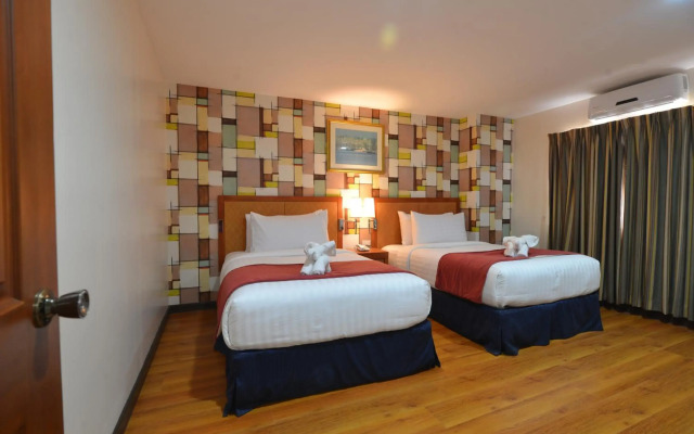 Royal Suites Condotel