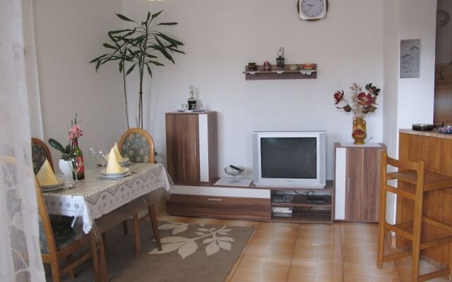 Lovely Apartment With a Sea View Apartment