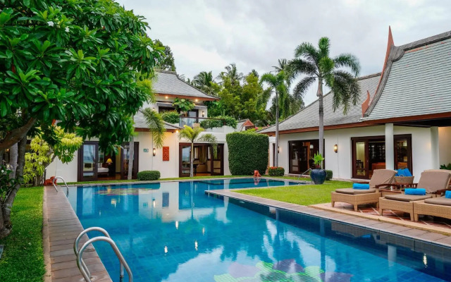 Miskawaan Beachfront Villas