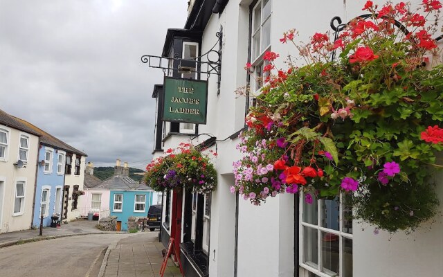 Jacobs Ladder Inn