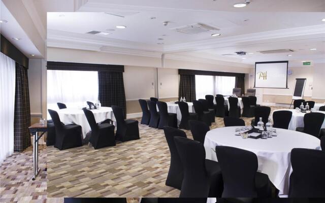 voco St. John's Solihull by IHG