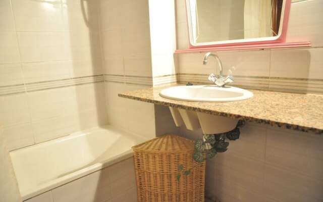 Apartamento Vista a la Piscina Para 6 Personas en Cambrils