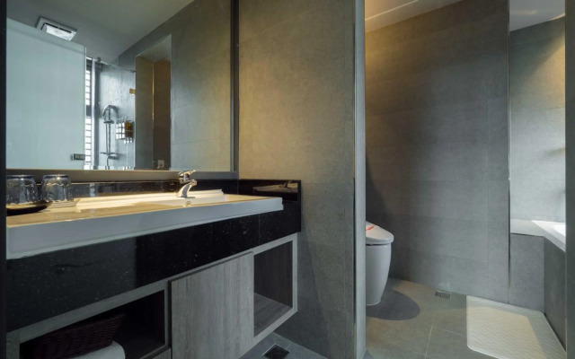 Watermark Hotel Kaohsiung Station