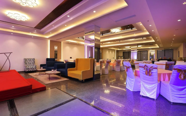 OPO Hotel Iffco Chowk