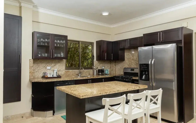Grand Laguna Beach Properties by Calisto Stays