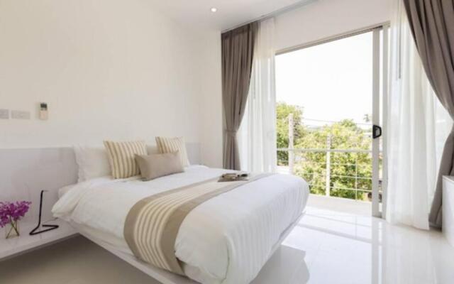 **75% DISCOUNT** 3 Bed/4 Bath SEA VIEWS BIG GARDEN