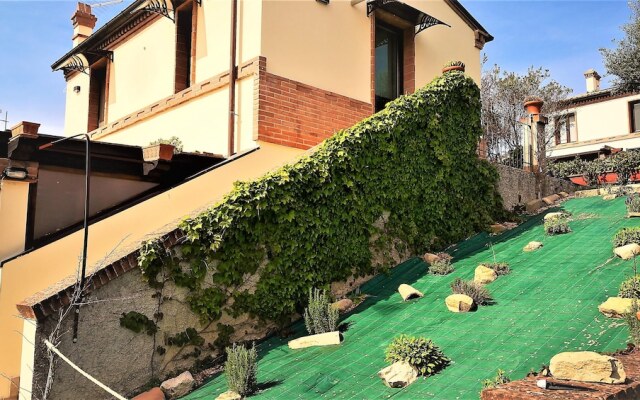 Villa with 2 Bedrooms in Castelplanio, with Wonderful Mountain View, Private Pool, Enclosed Garden - 30 Km From the Beach