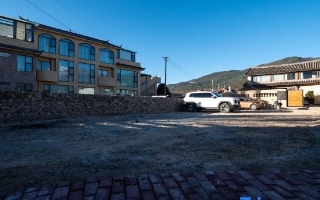 Yue Mountain VALLEY·Rustic Snowscape to the Utmost Serene Residence (Bai Sha Ancient Town Store)