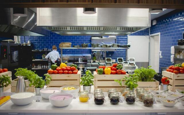 Flatbook City Center SPA Apartments