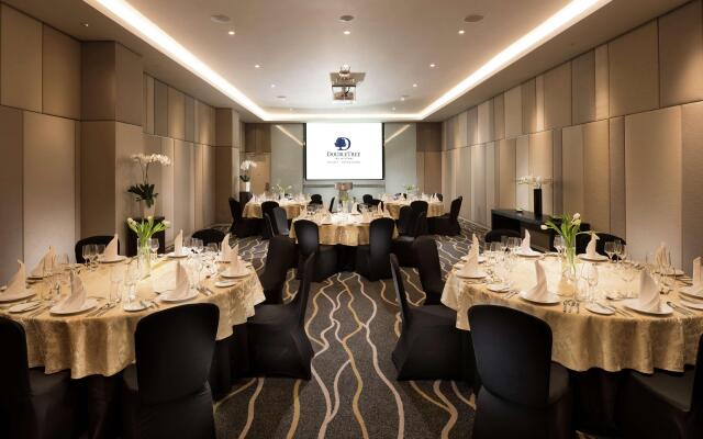 DoubleTree by Hilton Jakarta - Diponegoro