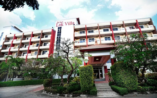 Lek Villa