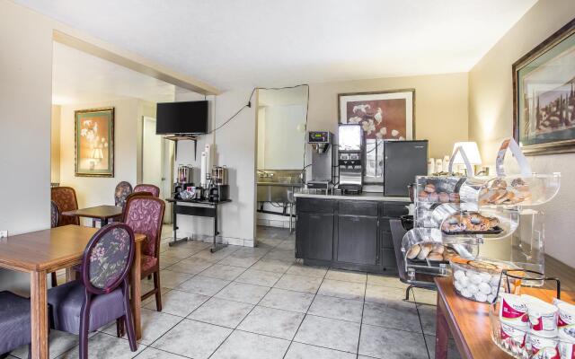 Econo Lodge Downtown