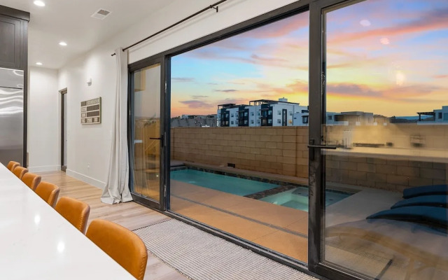 The Dugout 8 Bedroom Home