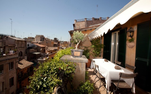 Terrace Jewel by Campo de Fiori