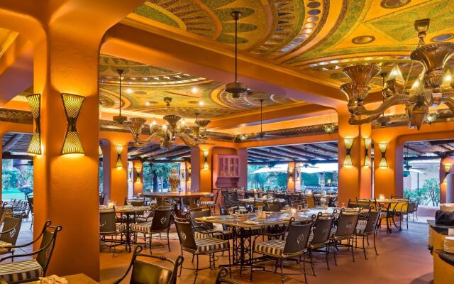 Avani Victoria Falls Resort