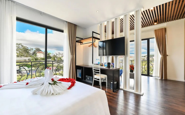 Stillus Boutique Hotel Dalat