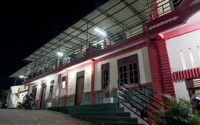 Hotel 78 Parapat Mitra RedDoorz