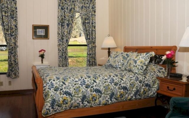 Vichy Springs Resort