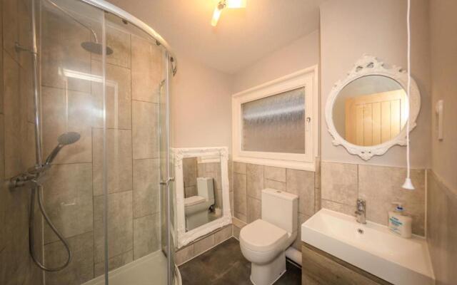 Granville Heights: 3-bed family home