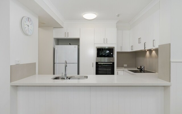 Burleigh Mediterranean Resort Enquiries