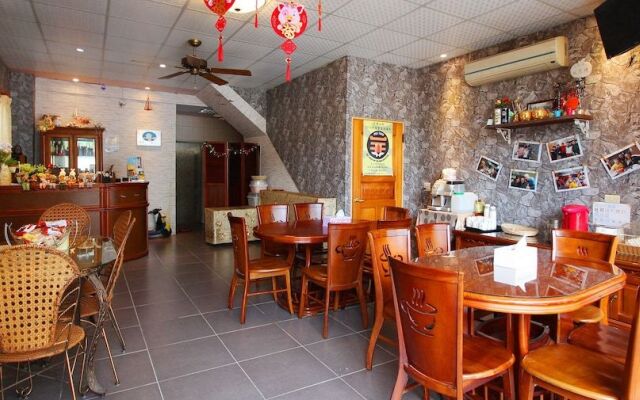 Sun Moon Heart Hostel