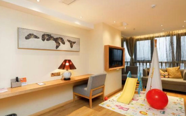 Canal Jingdian Apartment