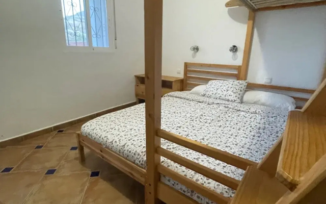 Lovely 10-bed Villa With Private Pool & Garden