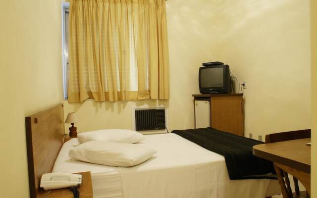 Antico Plaza Hotel