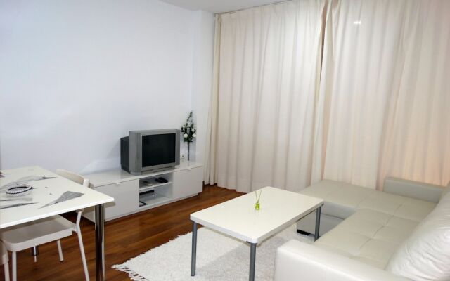 Laportilla Apartments by JITKey
