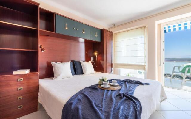 112-Apartamento soleado con vistas al mar