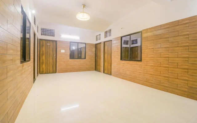 Krishna Palace by OYO Rooms