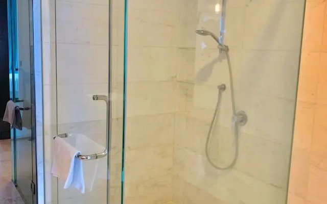WELL-SHAPED Suites At PLATINUM KLCC
